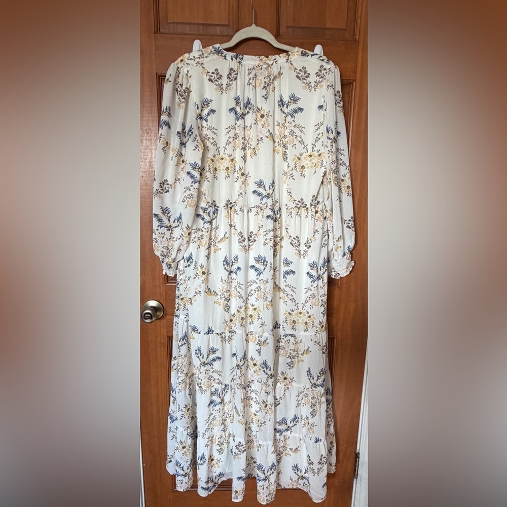 Floral Long Sleeve Dress - Picture 5 of 7